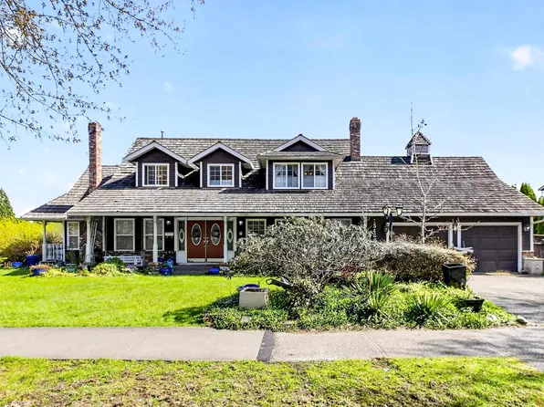 15467 Kildare Dr, Surrey, BC V3S 6L2