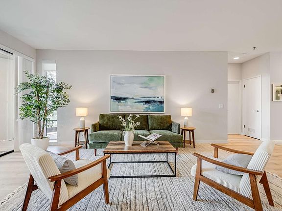 3rd image of 114 Shorebird Cir