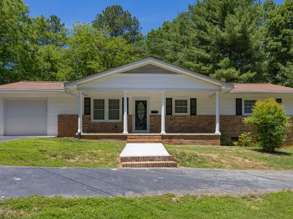 2200 Danny Bell Rd, Asheboro, NC 27205