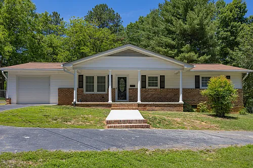 2200 Danny Bell Rd Photo 1