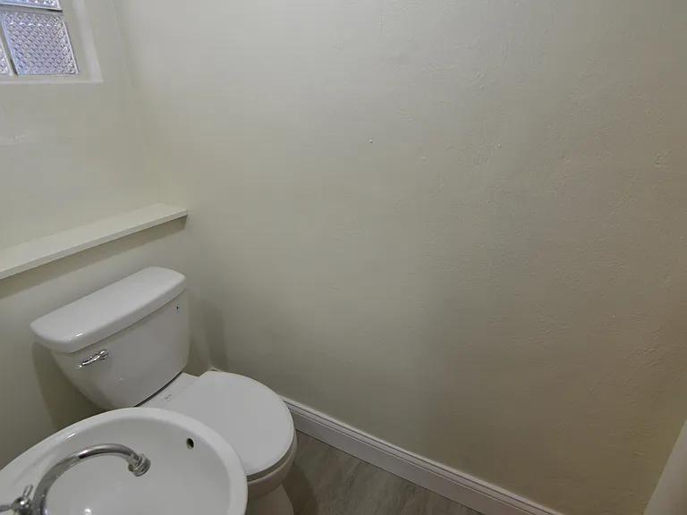 5414 Reading Rd — Photo 8