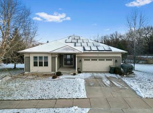 2614 Sweet Sparrow Pl, Sun Prairie, WI 53590