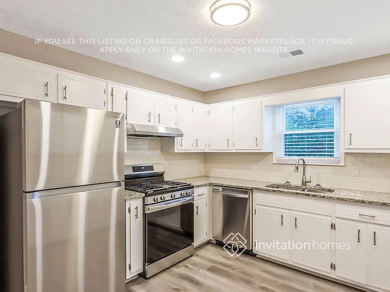 185 Fox Meadow Dr — Photo 7