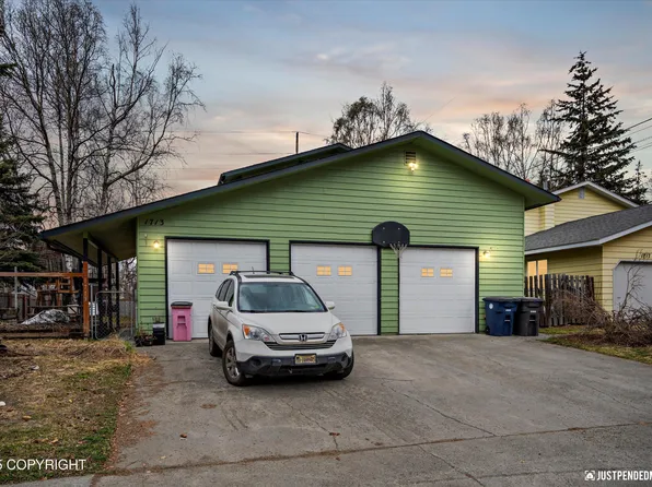 1713 Northwestern Ave, Anchorage, AK 99508