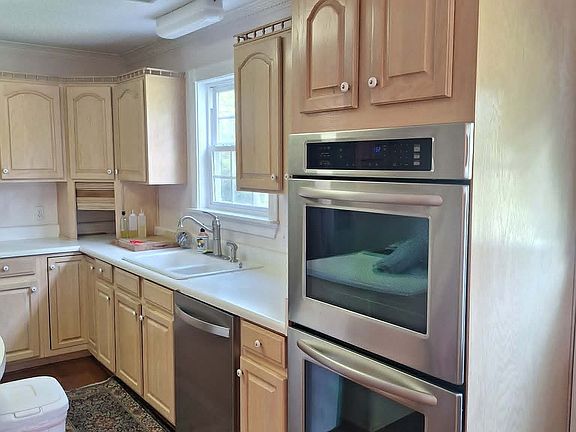 5th image of 250 Weatherly Dr