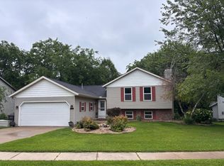 1707 Norse Pkwy, Stoughton, WI 53589