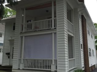 18714 Chagrin Blvd, Shaker Heights, OH 44122