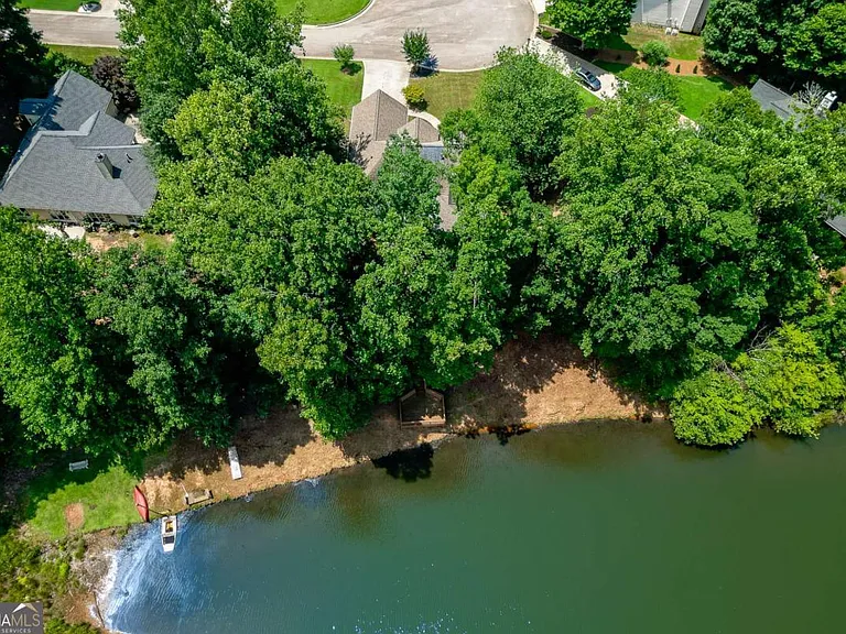 6440 Deep Woods Ct — Photo 48