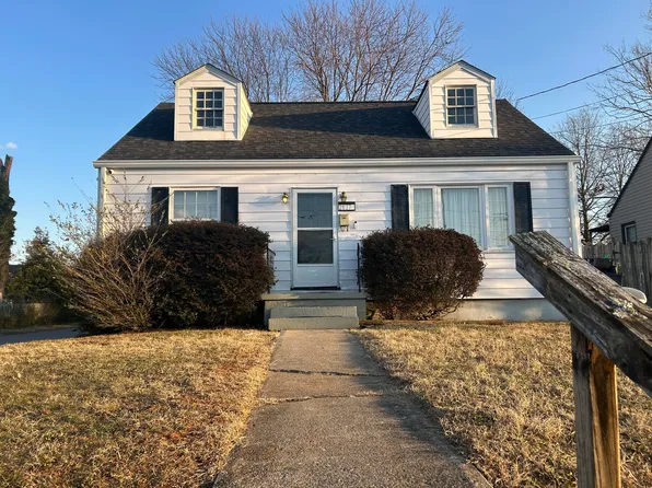 2637 Vancouver Dr NW, Roanoke, VA 24012