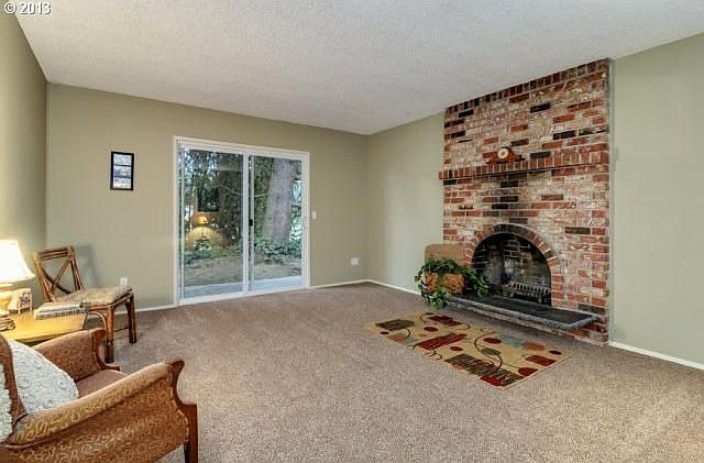 1st image of 921 NE 98th Ave