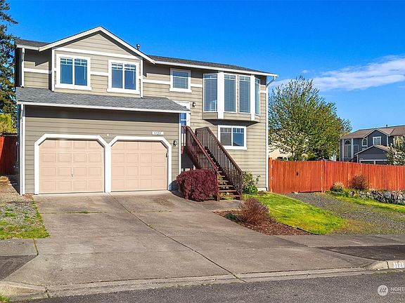 3rd image of 3123 72nd Avenue NE