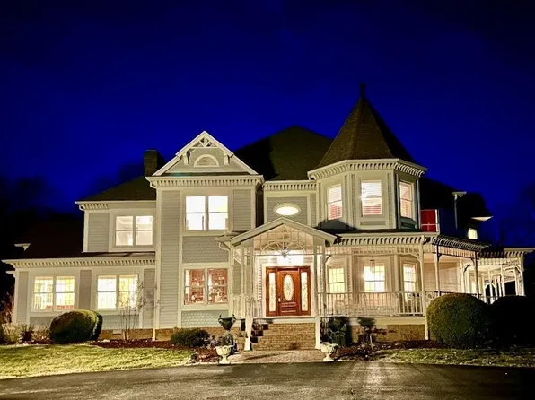 6205 Houser Rd, Paducah, KY 42003