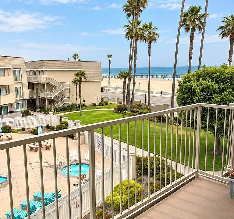 291 E Surfside Dr