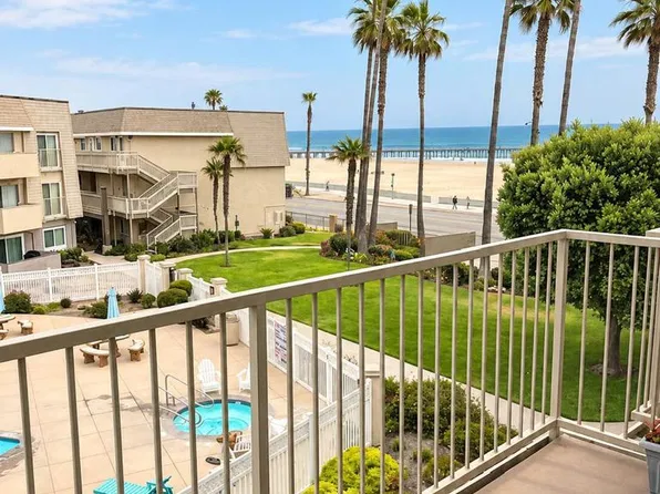 291 E Surfside Dr, Port Hueneme, CA 93041
