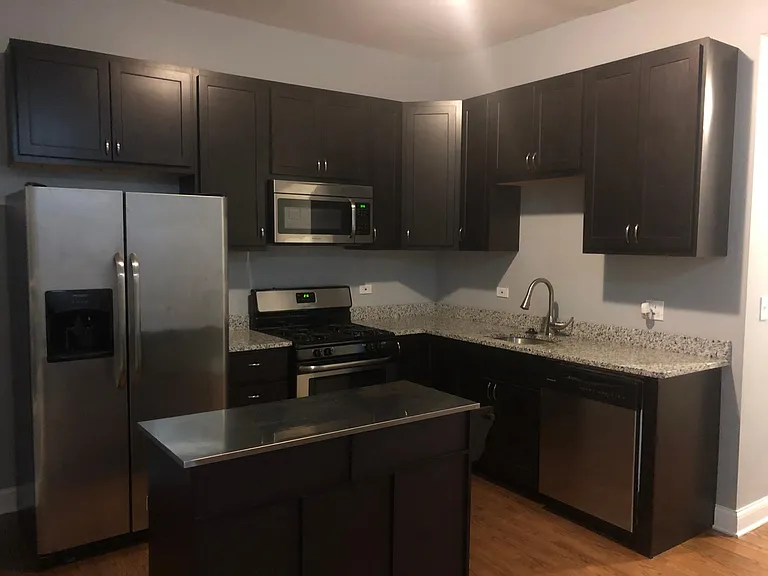 1422 N Campbell Ave #2F — Photo 8