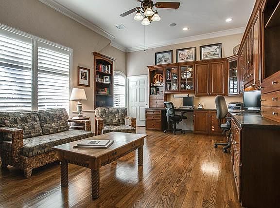 4th image of 536 Buffalo Bend Ct