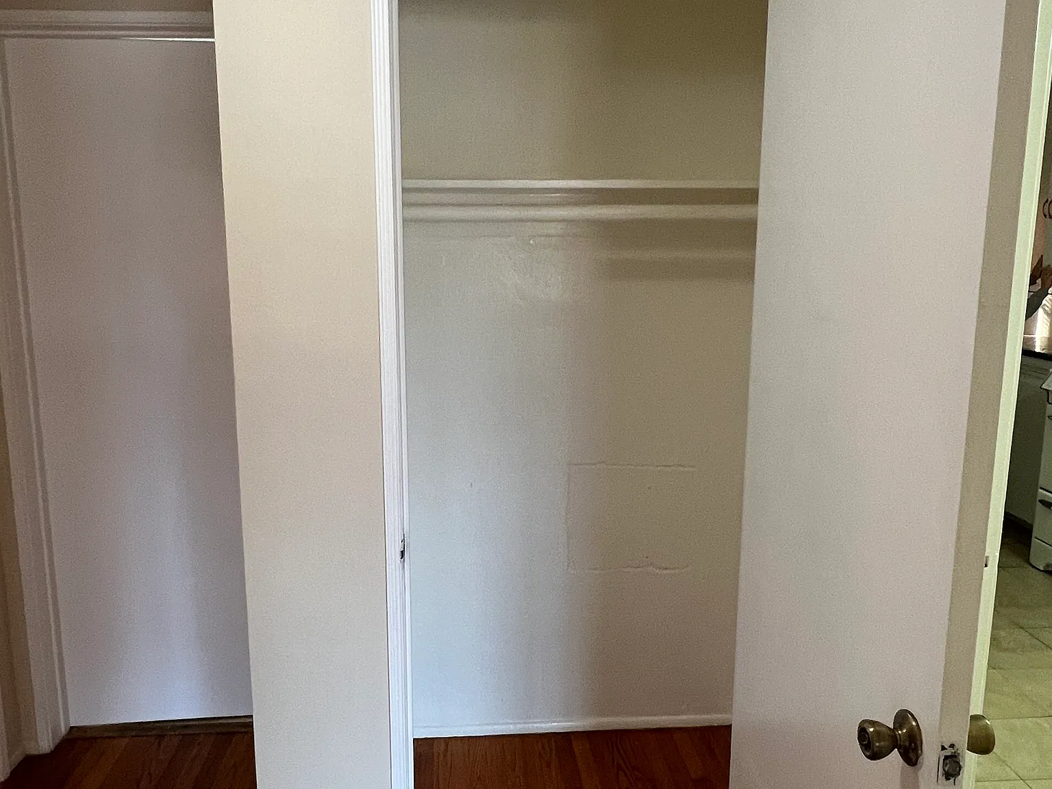 2 bed, 800 sqft, $2,550 — Photo 4