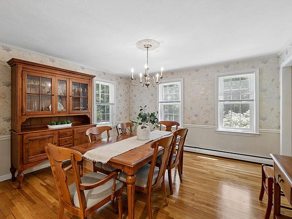 5th image of 17 Candlewood Drive