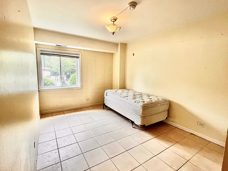 1800 Jefferson Park Ave — Photo 18