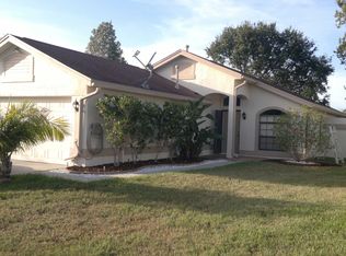 5664 Parkview Lake Dr, Orlando, FL 32821