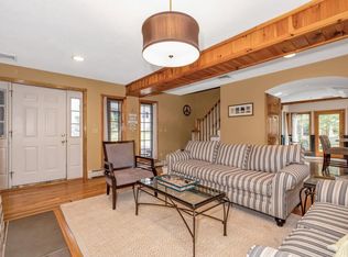 16 Faraway Rd #1, Armonk, NY 10504