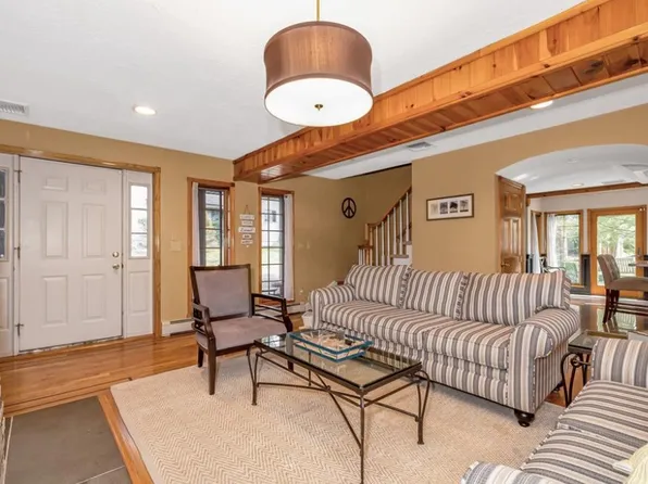 16 Faraway Rd, Armonk, NY