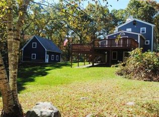 21 Overdale Pkwy, Hopedale, MA 01747