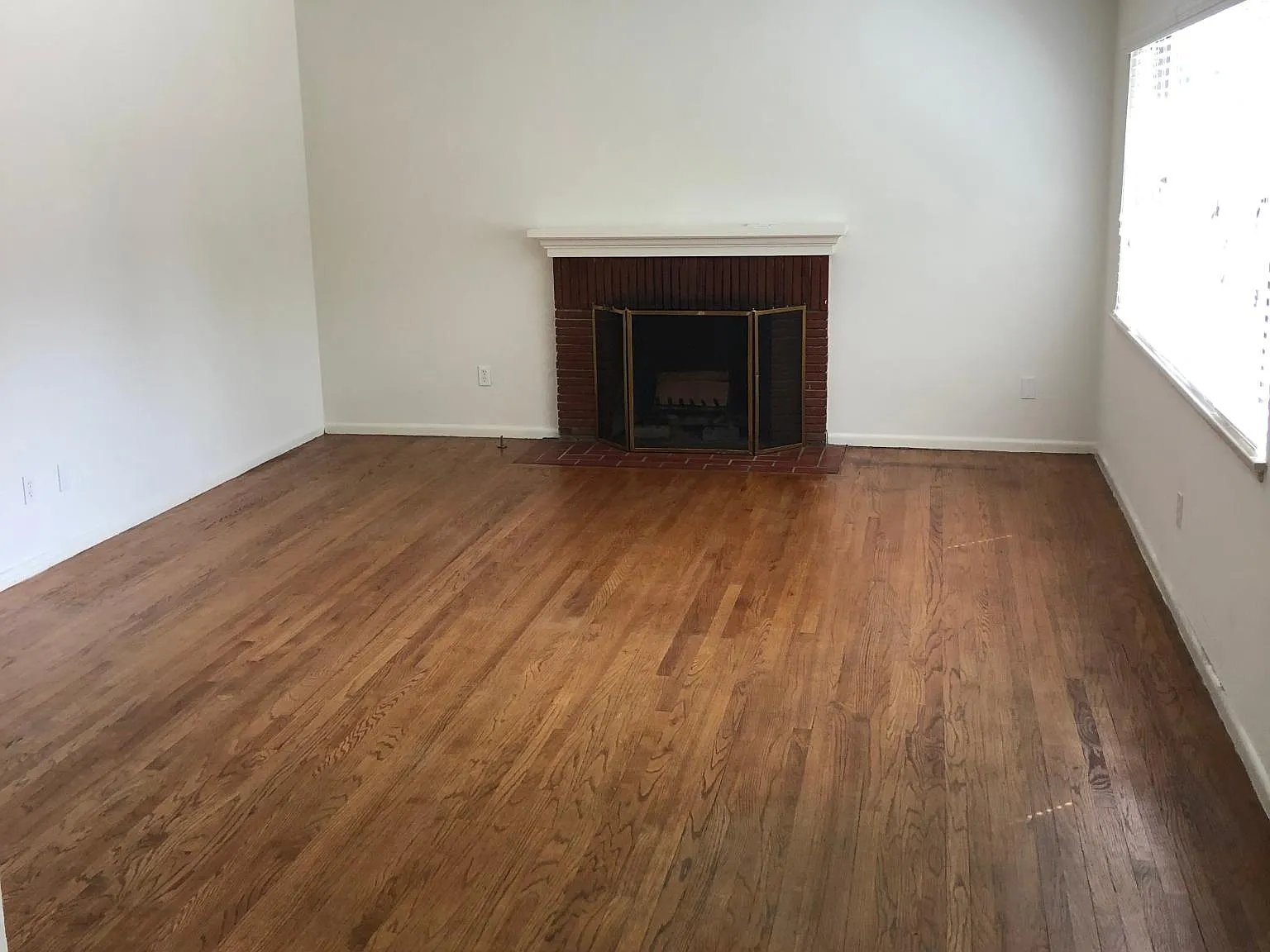 2 bed, 1187 sqft, $2,975 — Photo 3