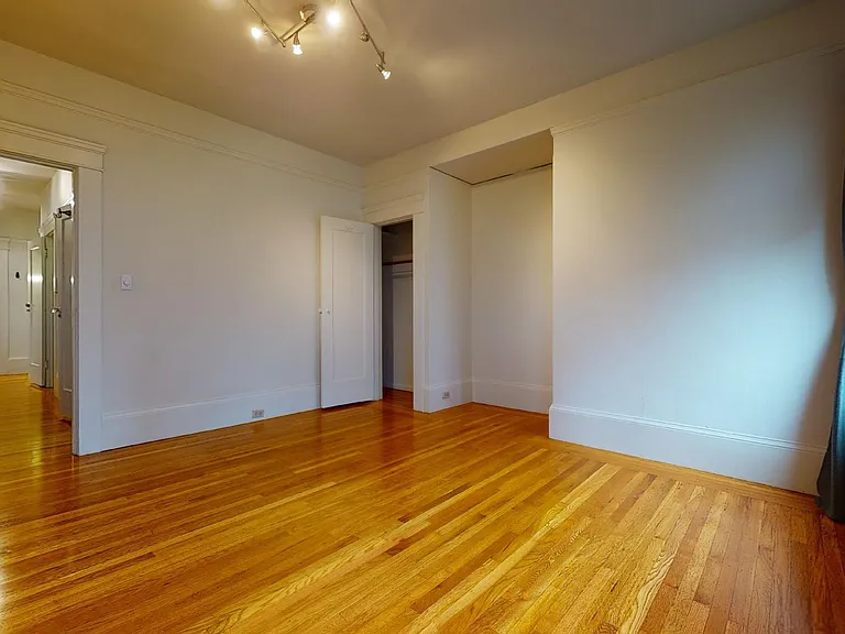 601 Stockton St #8 — Photo 9