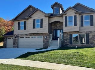 78 Konert Cir, Fenton, MO 63026