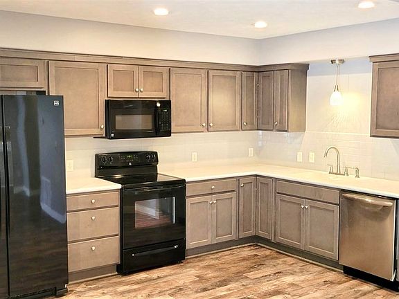 5th image of 512 W 21st St
