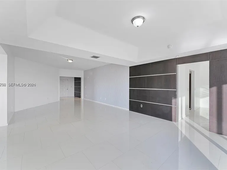 10720 NW 66th St #507 — Photo 5