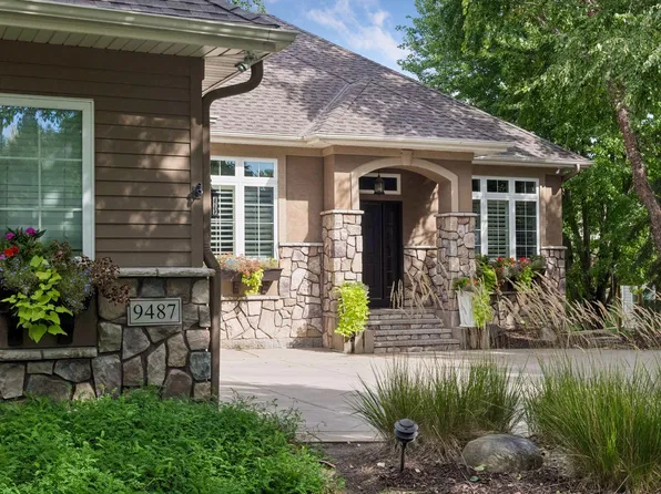 9487 McGee Way, Eden Prairie, MN 55347