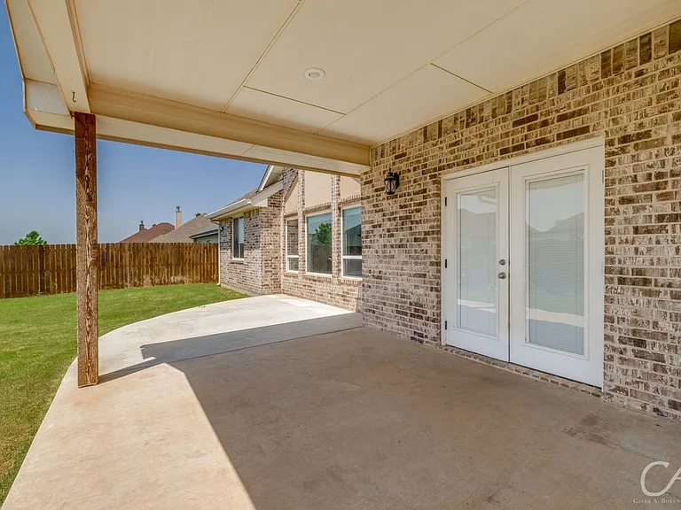 325 Mill Creek Dr — Photo 20