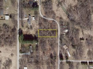 Walnut Ln, Rochester, IN 46975