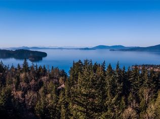 832 Chuckanut Dr, Bellingham, WA 98229