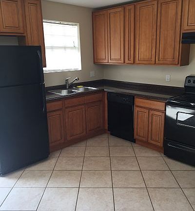 3rd image of 2021 Bayou Ln APT E