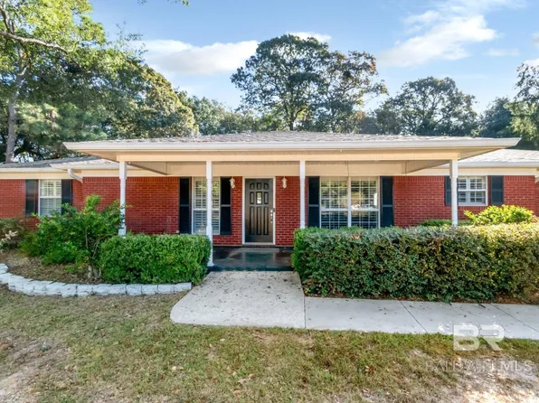 11515 Waterford Dr, Irvington, AL 36544