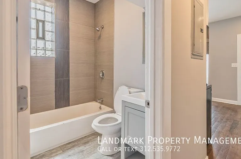 2353 W 18th Pl #3R — Photo 30