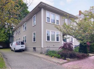 80-82 8th St, Providence, RI 02906