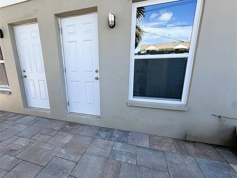 14120 Palm St #104 — Photo 13