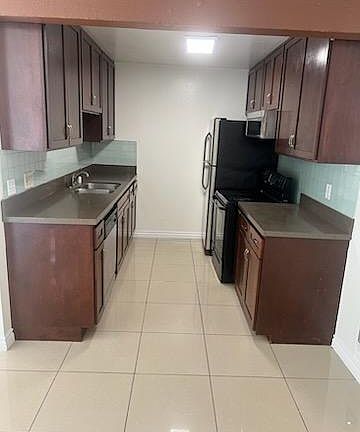 3rd image of 338 S Miraleste Dr Unit 260