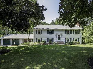 3 Temple Ter, Bedford, MA 01730