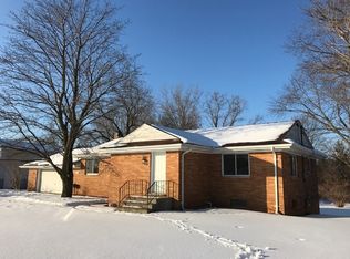 4022 Calkins Rd, Flint, MI 48532