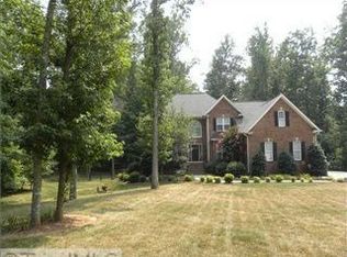 5405 Spl Horse Trail Rd, Summerfield, NC 27358