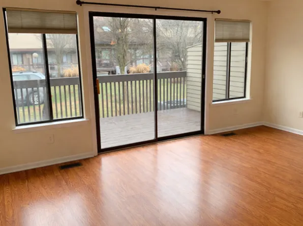 2289 Bedford St Unit B6, Stamford, CT 06905