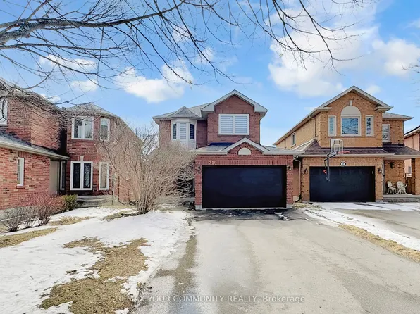 219 Surgeoner Cres, Newmarket, ON L3X 2L1