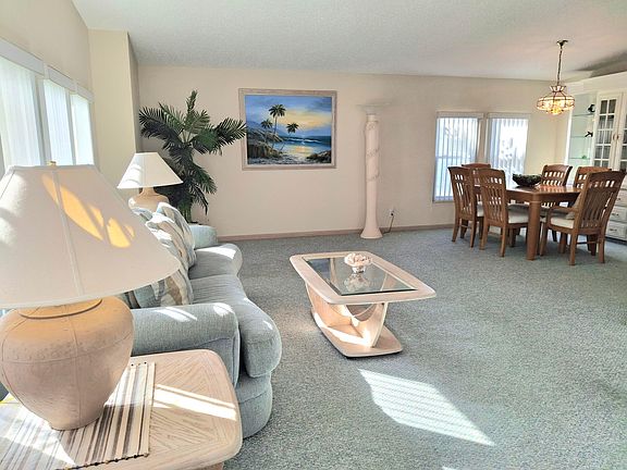 4th image of 3788 Sapodilla Court