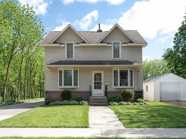 309 7th Ave NW, Waseca, MN 56093