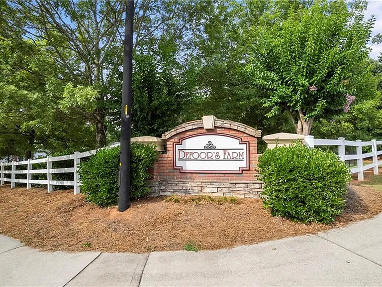 4304 Defoors Farm Trl — Photo 38